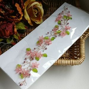 3/$20🎈 Floral vine hair piece